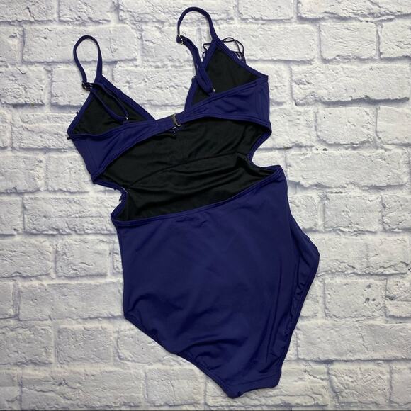 Vince Camuto Swim Tassle Suede Fringe One Piece Swimsuit in Navy - Picture 4 of 9